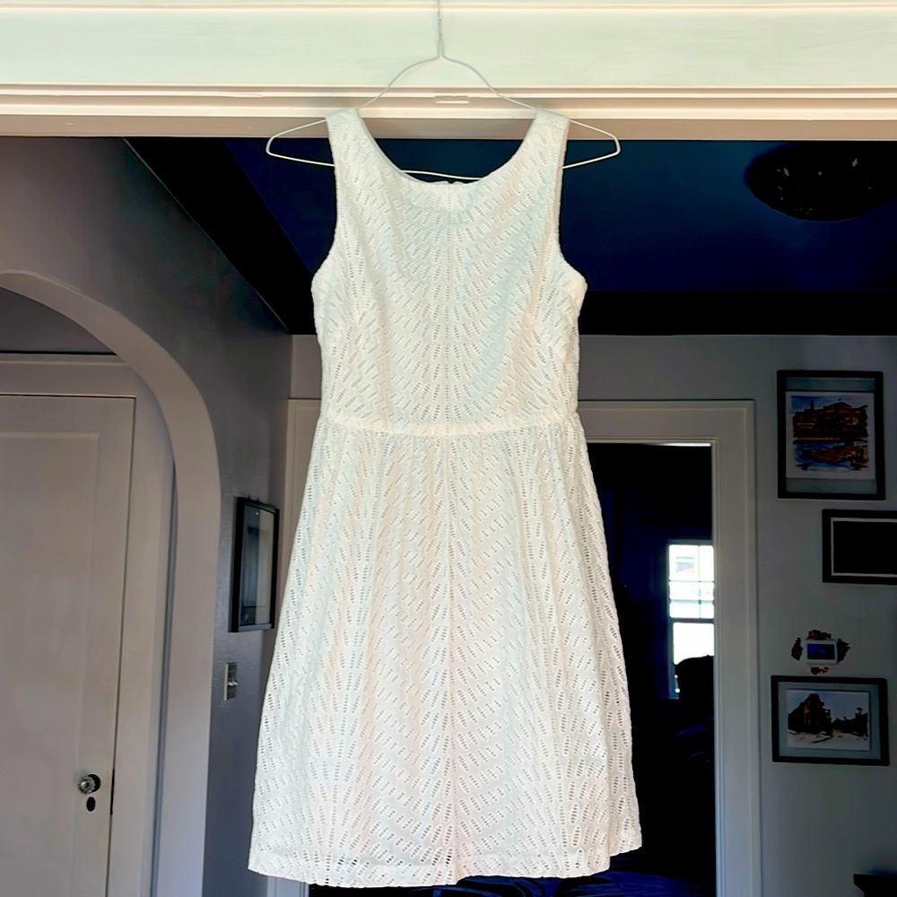 Trina Turk sz8 all cotton, cotton lined eyelet summer fitnflare dress made USA